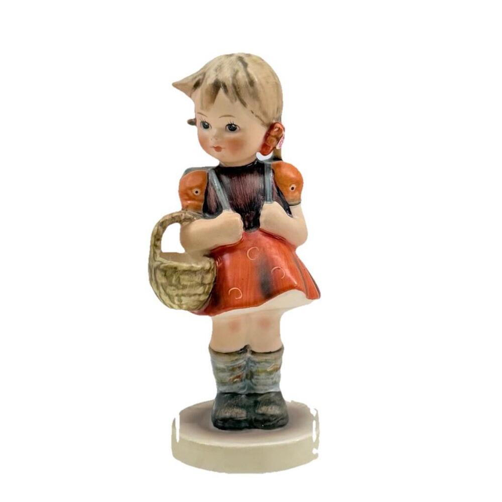 Vintage Hummel #81/0 " School Girl" Trade Mark 2 1960-72 4 3/4 in. Marked